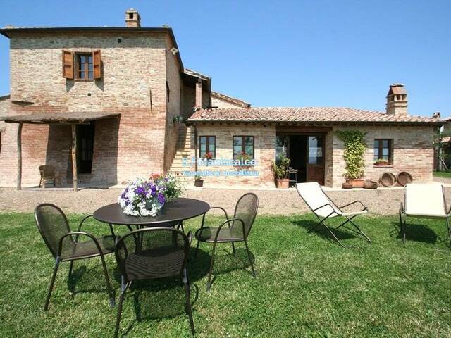 #602 - Casa para Venda em Montalcino - Siena - 2